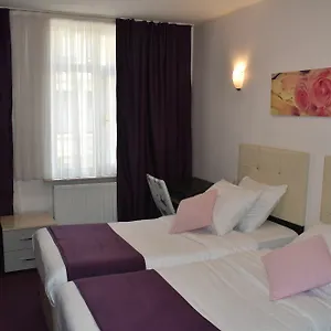 Ξενοδοχείο Meribel, Saint-Josse-ten-Noode
